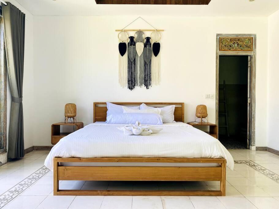 Villa Biru - 500M Batubelig Beach ชังกู ภายนอก รูปภาพ